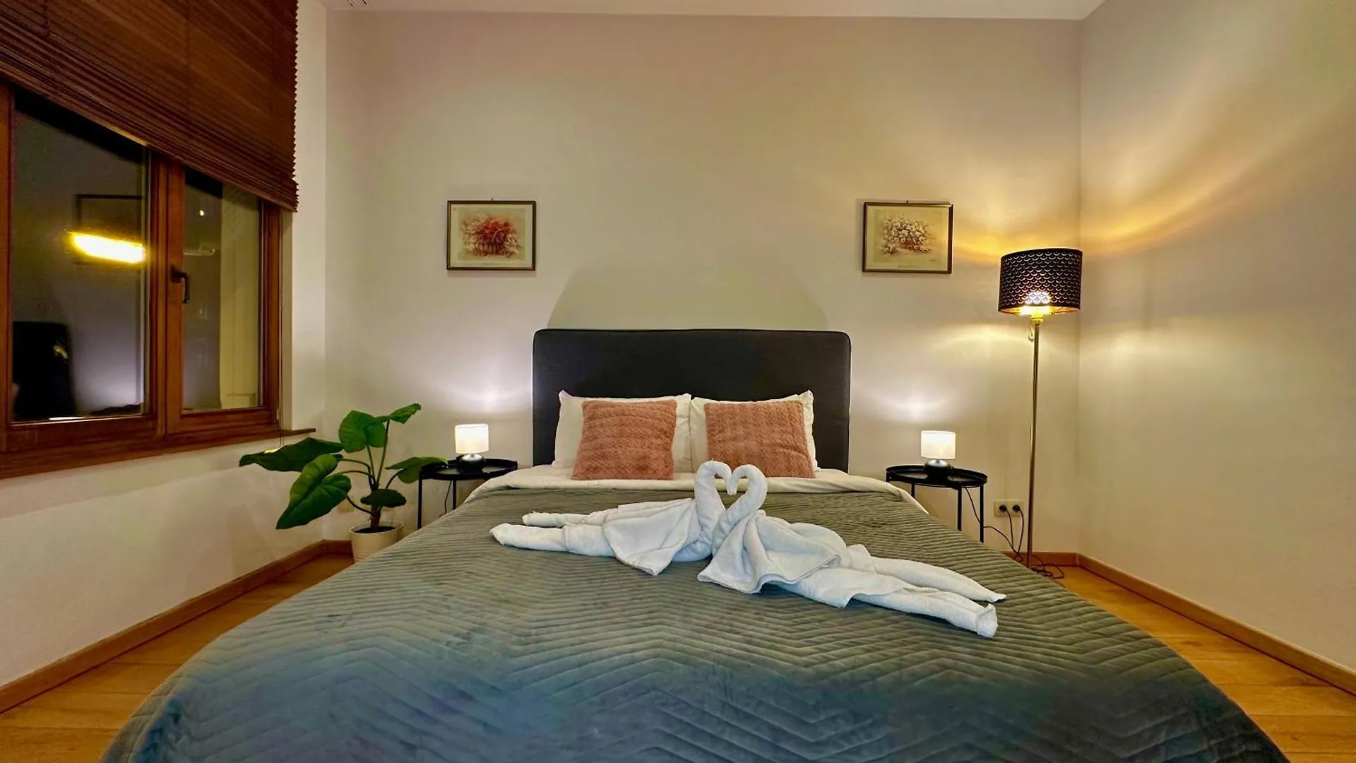 Luxury Suites Museum By Rikas Hotels Anvers