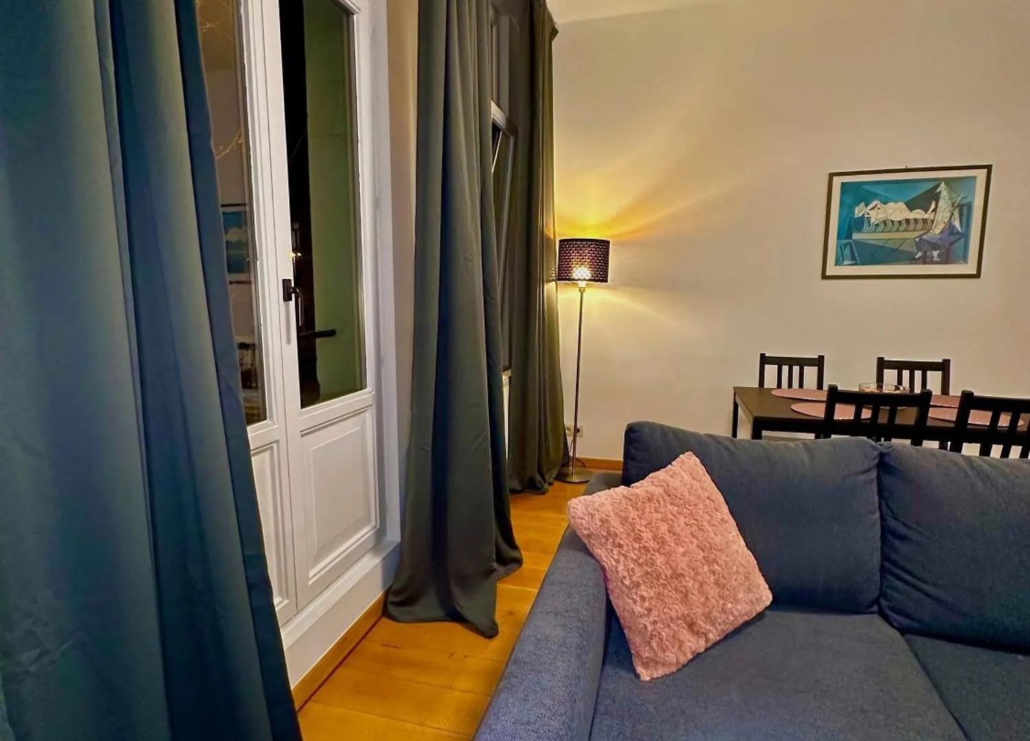 Luxury Suites Museum By Rikas Hotels Antwerpen Belgien